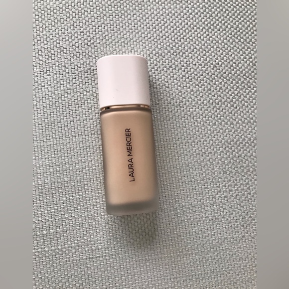 LAURA MERCIER Real Flawless Weightless Foundation - NEW WITHOUT BOX - Picture 6 of 6